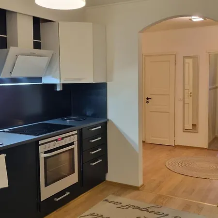 Freshly Renovated Detached House With Free Parking Tatil Evi *
